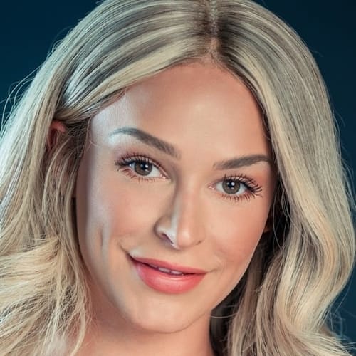 Emma Hix