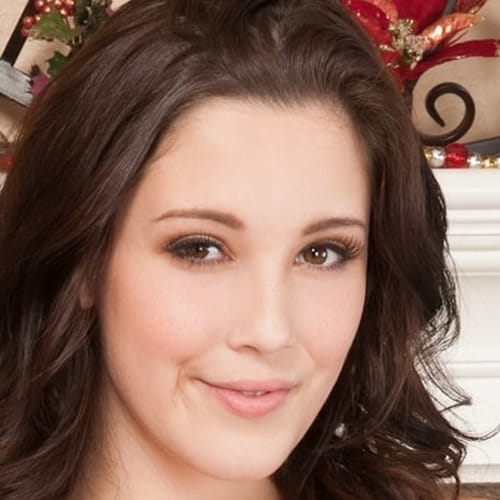 Noelle Easton