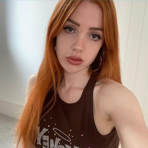 Scarlett Jones