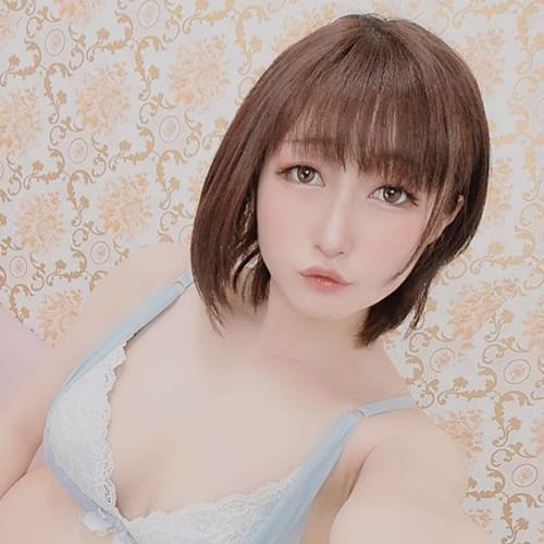 Suzu Miyashita